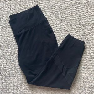 Old Navy Balance Legging black mesh